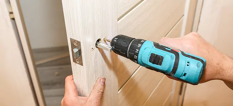 Old Door Knob Repair in Rockledge, FL